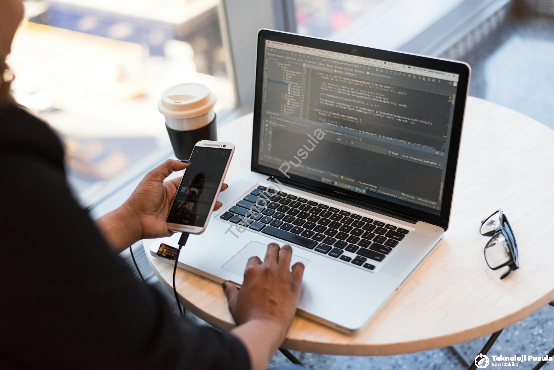 Python Eğitimi: Uzmanlığa Giden Yolda Temel Adımlar