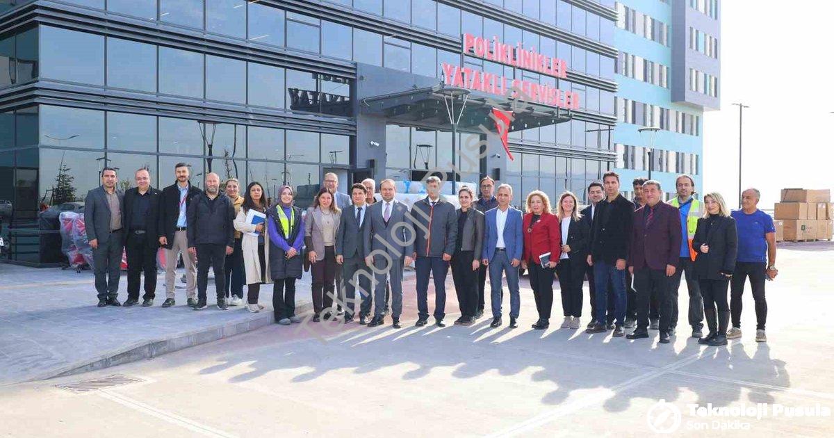"Aydın Şehir Hastanesi Açılışa Hazır: Dev Projede Sona Gelindi" başlıklı haber için fotorealistik, p
