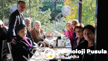 Eğitimci Başkan, Emekli Öğretmenlerle Buluştu