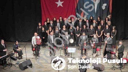 Efeler’de Sanat Rüzgarı: Maarif Korosu’ndan Büyüleyen Performans